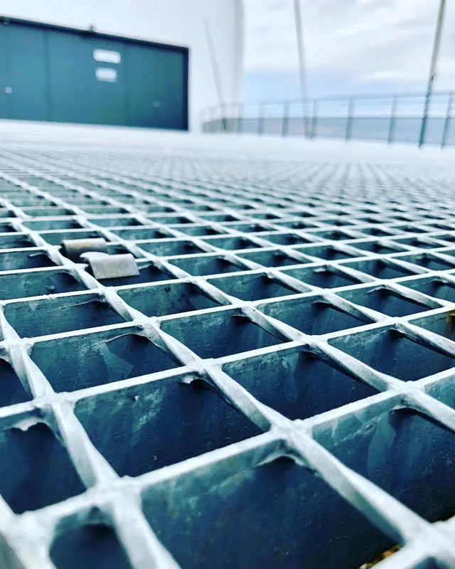 manufacturing and custom-made service - press welded grating