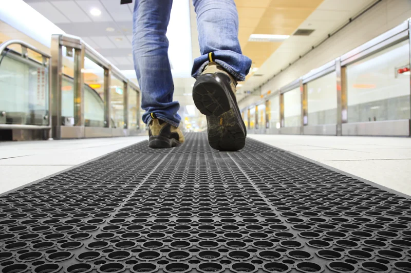 caillebotis caoutchouc anti-fatigue, avec effet amortissant