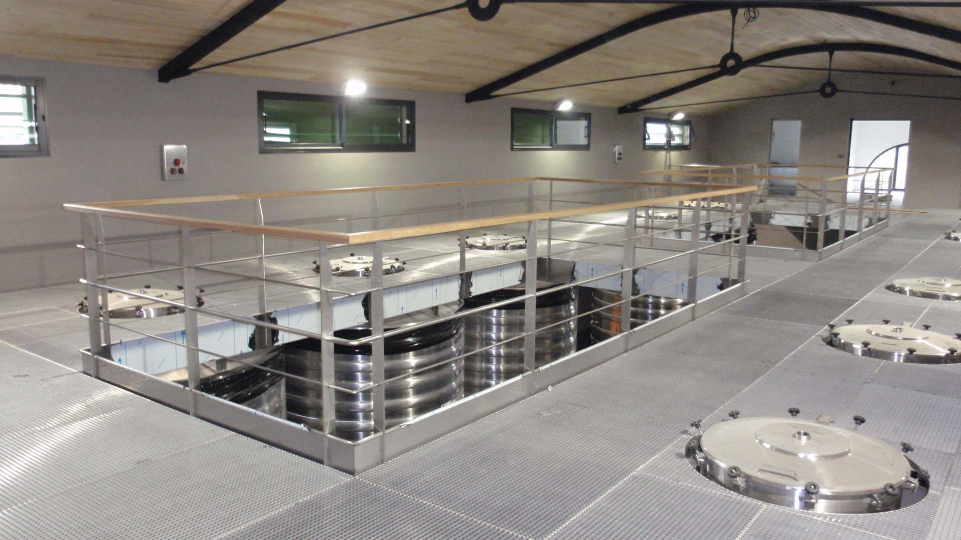 Caillebotis inox dans le secteur vinicole