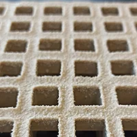 caillebotis polyester coloris beige