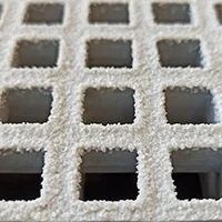 caillebotis polyester coloris gris