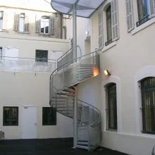 référence réalisation escalier hélicoïdal galvanisé dans une résidence