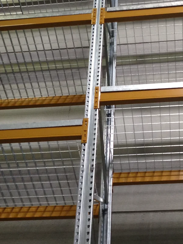 Modularité de l'espace de stockage sur rack mi-lourd