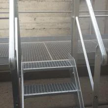 référence réalisation marche crantée double avec nez antidérapant dans le secteur industriel