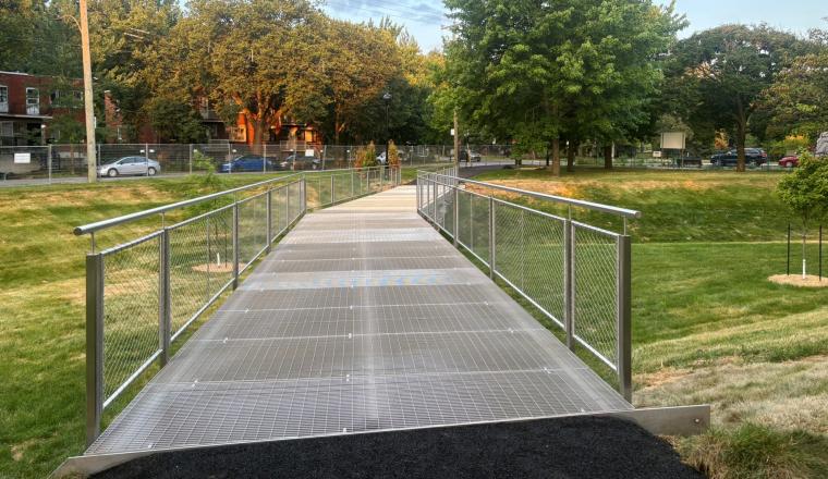 passerelle-inox-304-dkp-19x60-parc-pierre-bedard-montreal